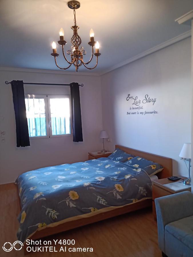 La Marina Bed & Breakfast ภายนอก รูปภาพ